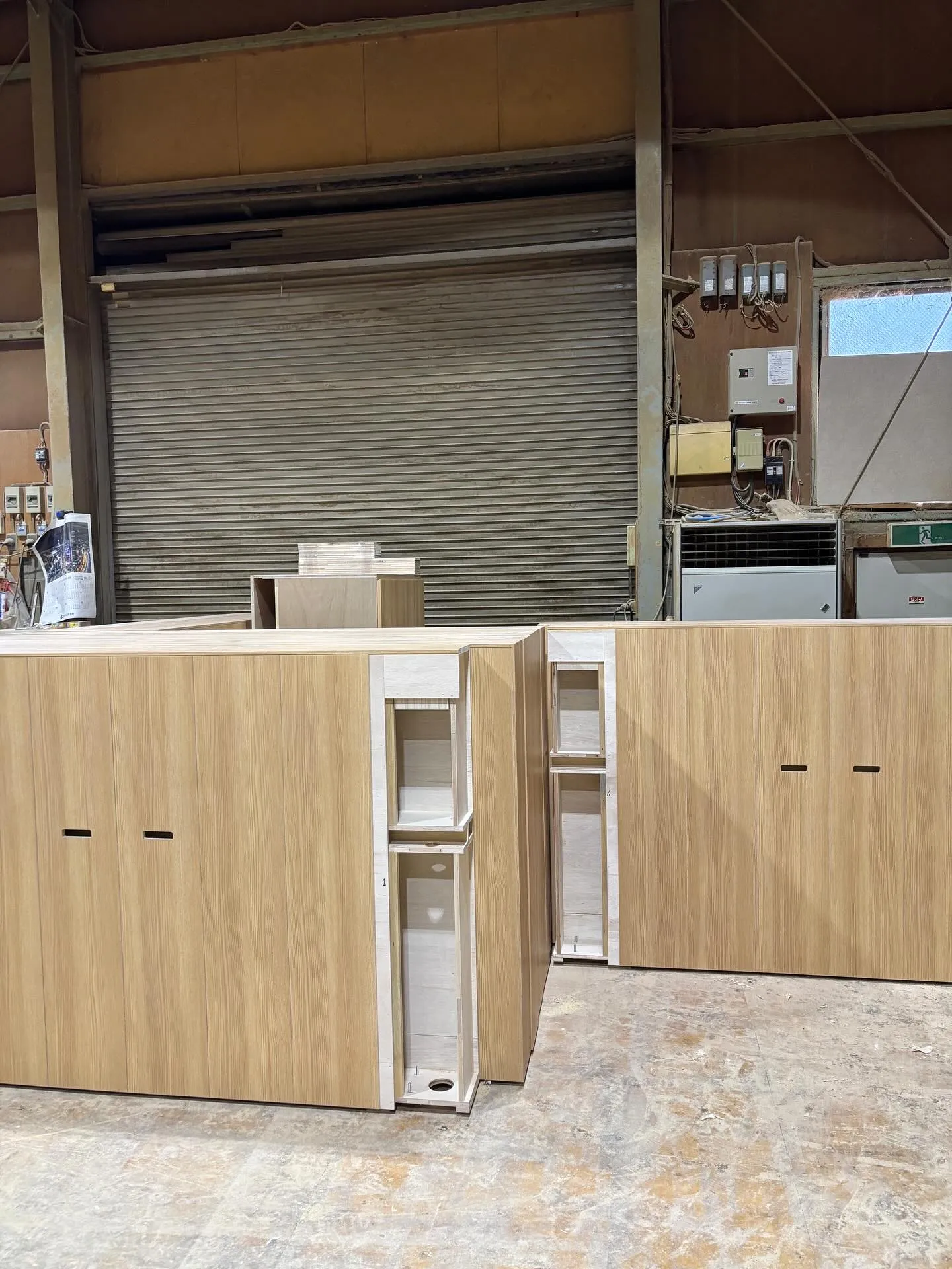 飲食スペース 造作パーテーション