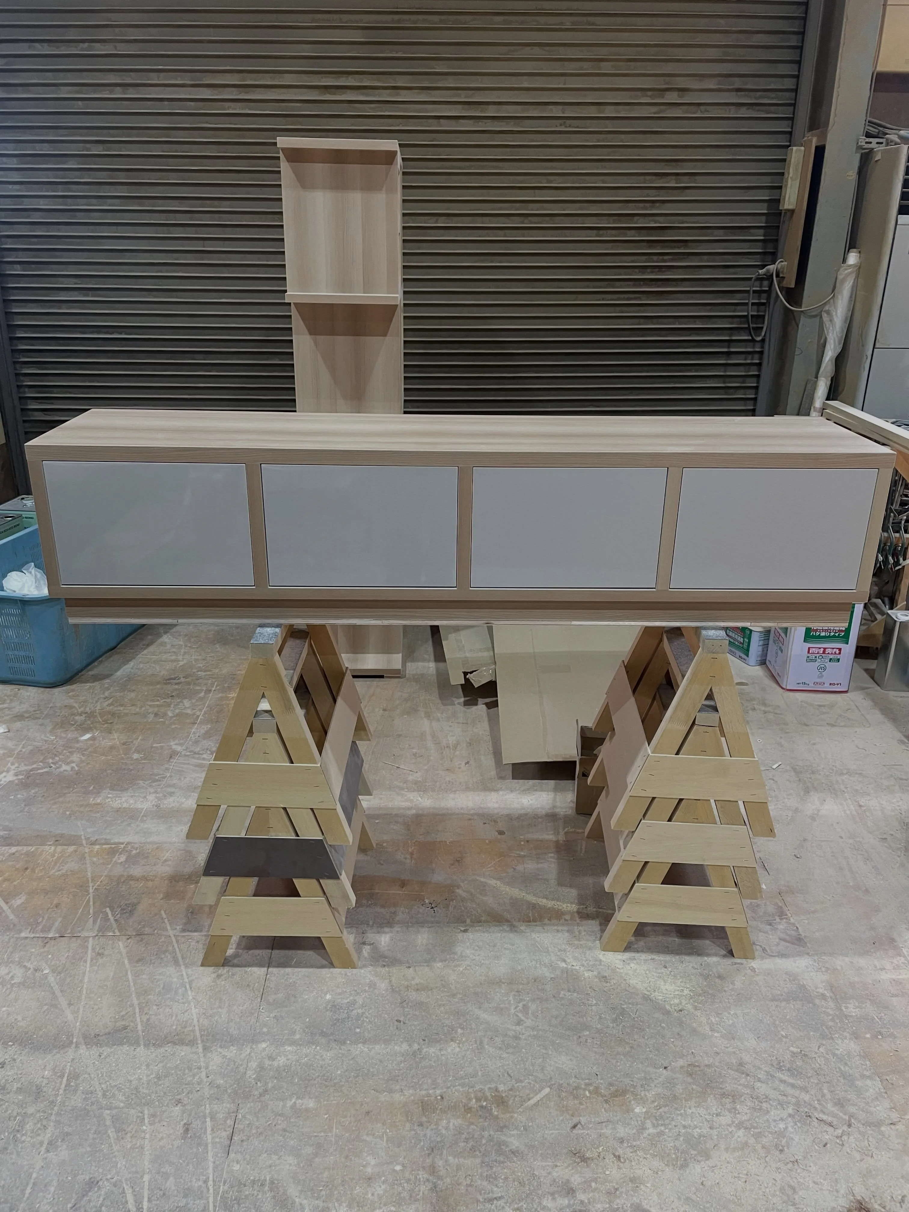 テレビボード製作。
