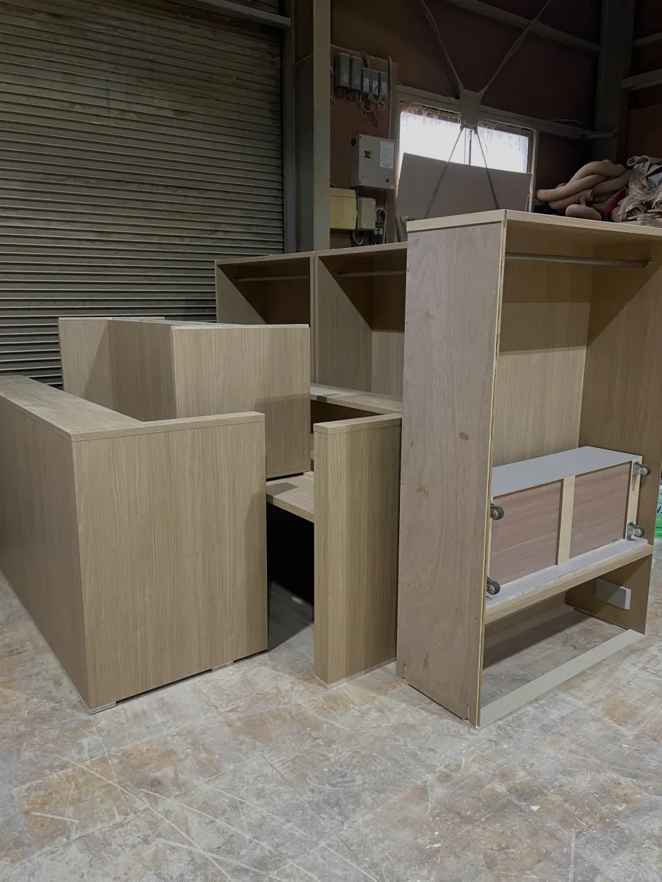 現在、さまざまな製作物を進行中です。